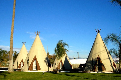 Circle the station wagons
