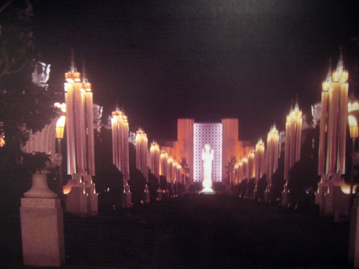 1939_pacifica The promenade to Pacifica-goddess of the fair