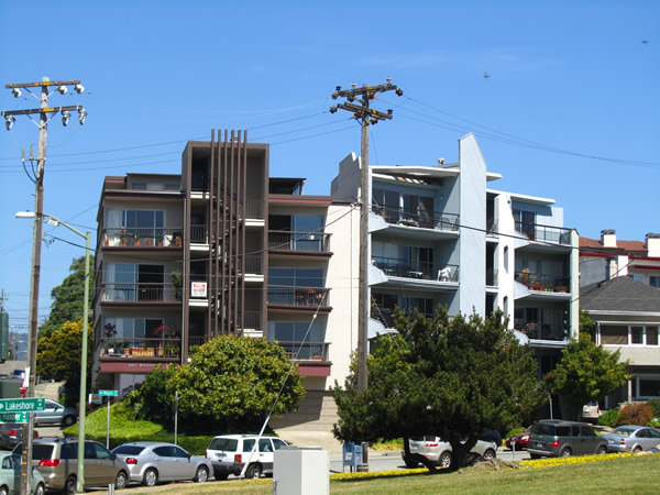 Ding Bat Apartments Oakland