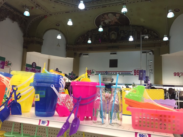 99 cent sand buckets