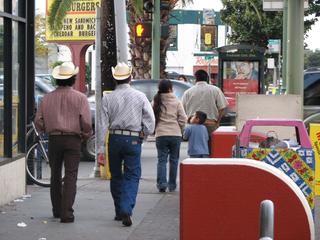 dos-amigos-and-the-pink-trash-can_8964061_s